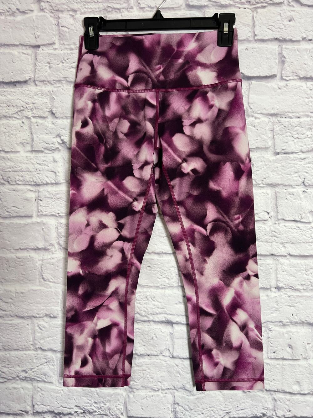 Lululemon Wunder Under Leggings SIZE 6 Blush Blossom Floral Cropped